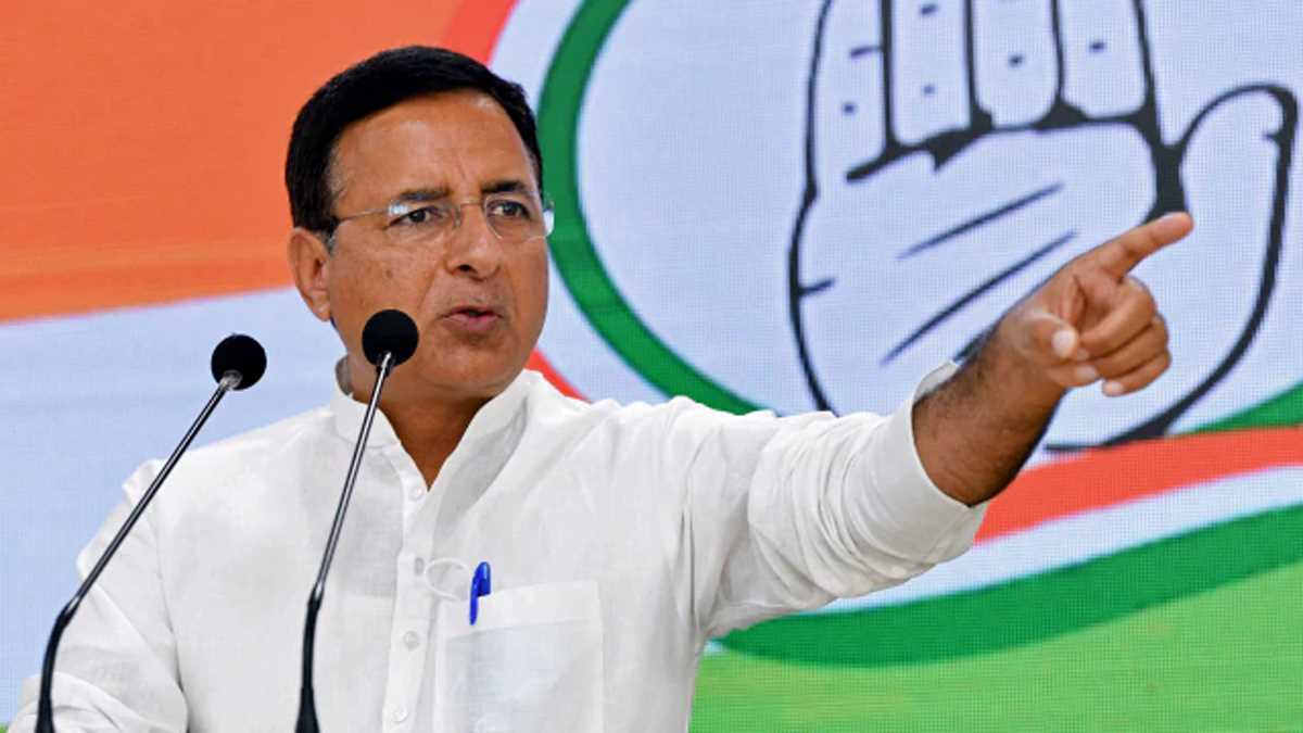 राजनीति में महत्वाकांक्षा रखना कोई बुरी बात नहीं : रणदीप सिंह सुरजेवाला